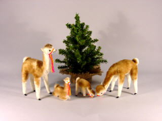 Toy Vicunas - Set of 3 Small - Click Image to Close